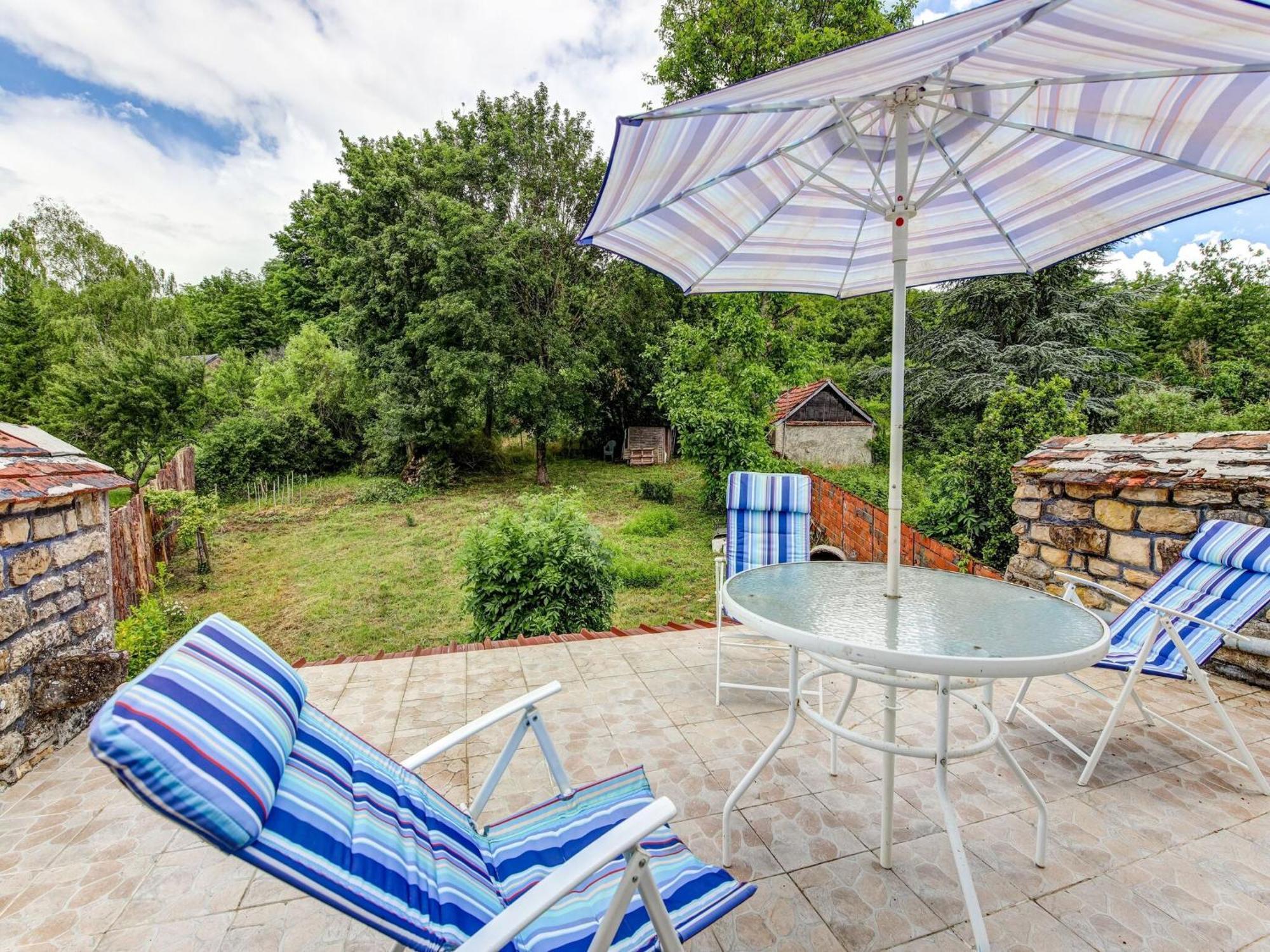 Traditional Holiday Home In Brinon Sur Beuvron Luaran gambar